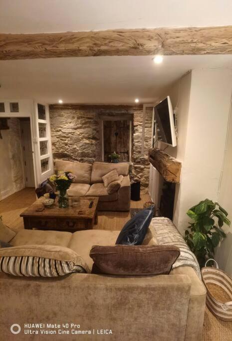 Brynglas Cottage With Hot Tub, Anglesey. Llanfachraeth Exterior photo